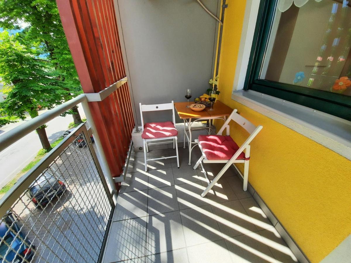 Apartment Honey Bee With Sauna Kobarid Exterior photo