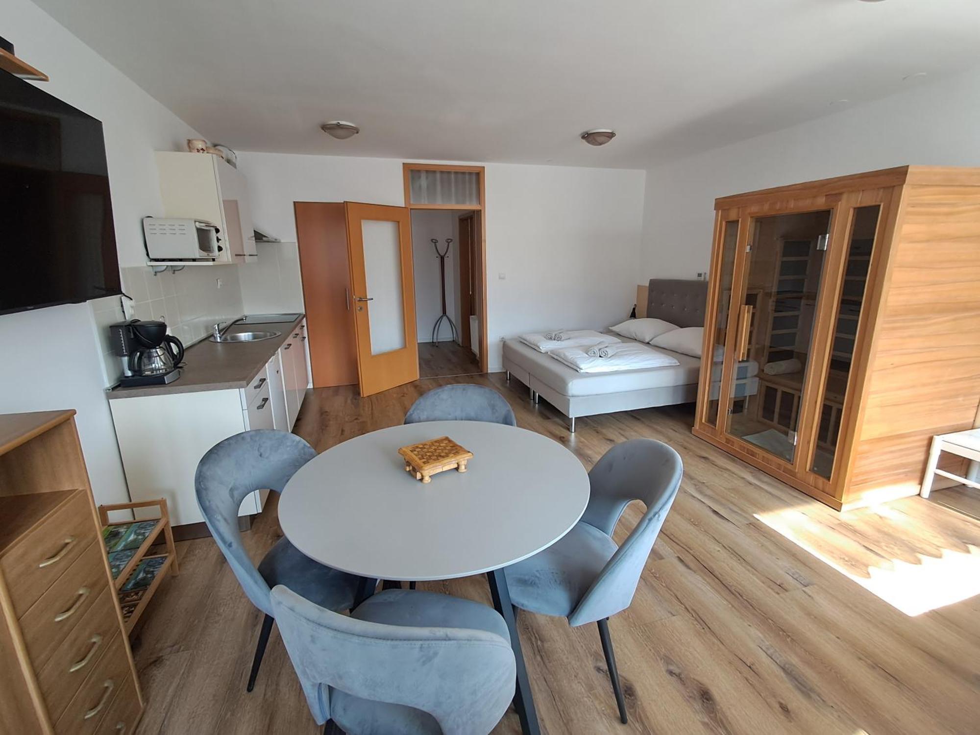 Apartment Honey Bee With Sauna Kobarid Exterior photo